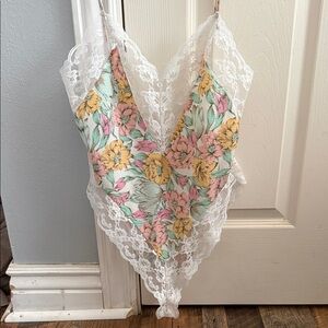 Vintage Victoria's Secret Floral Lace Chemise - Pink, Yellow, Green